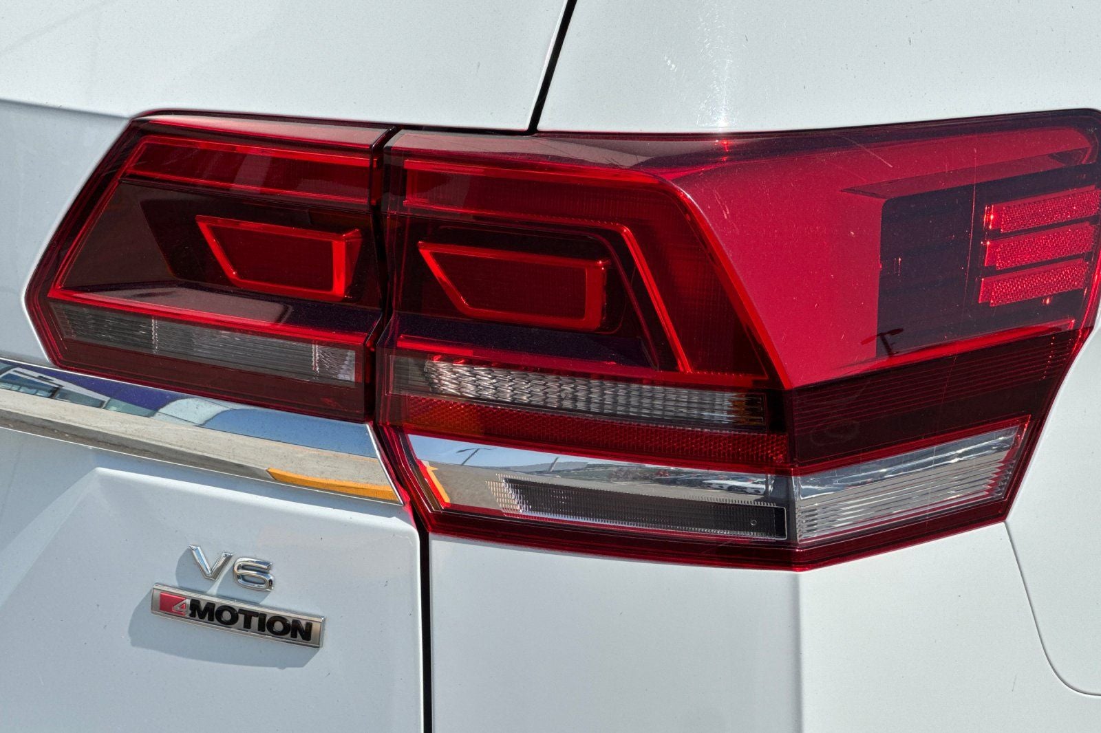 2019 Volkswagen Atlas 3.6L V6 SE R-Line