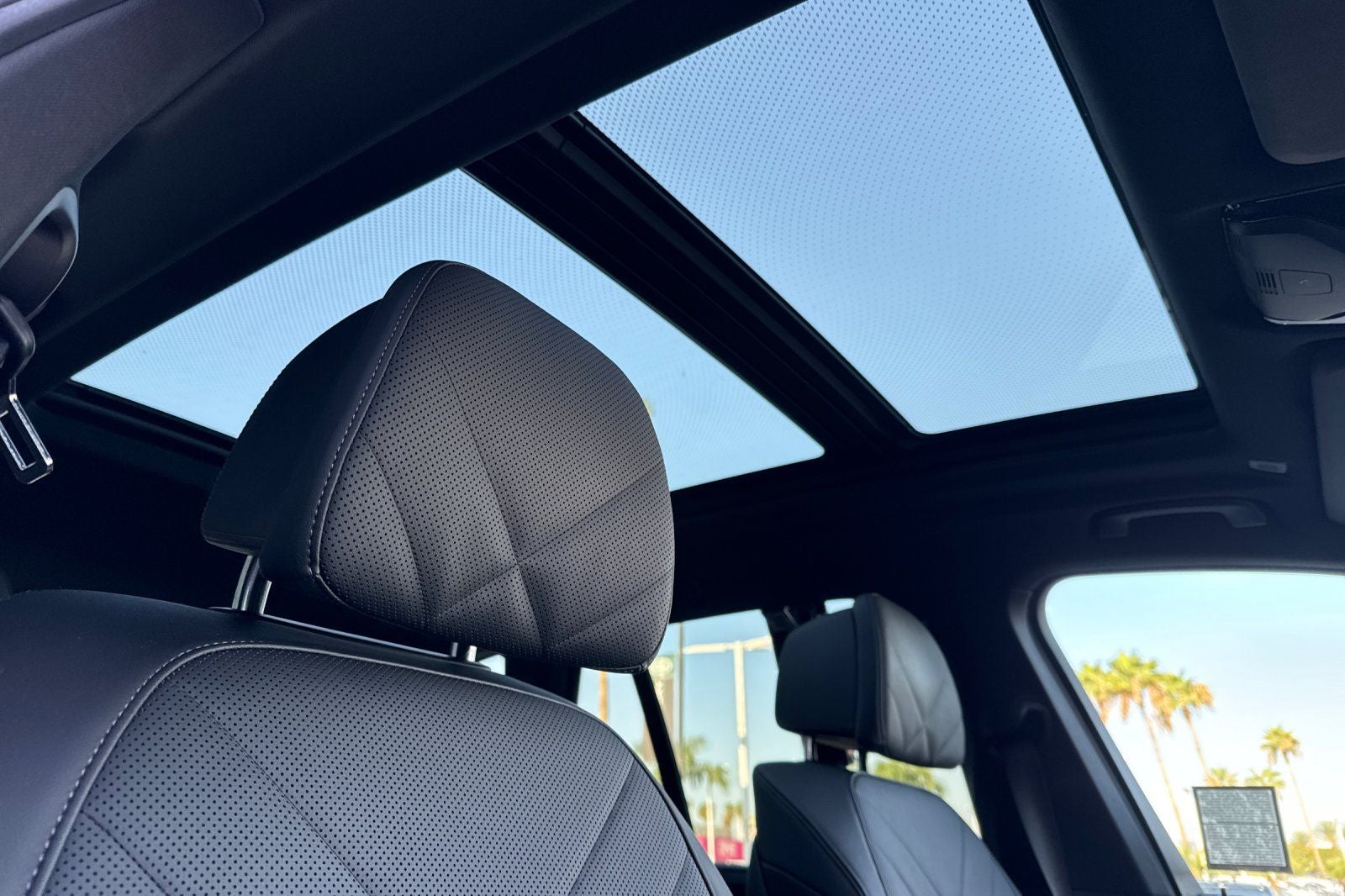 2024 BMW X5 M60i