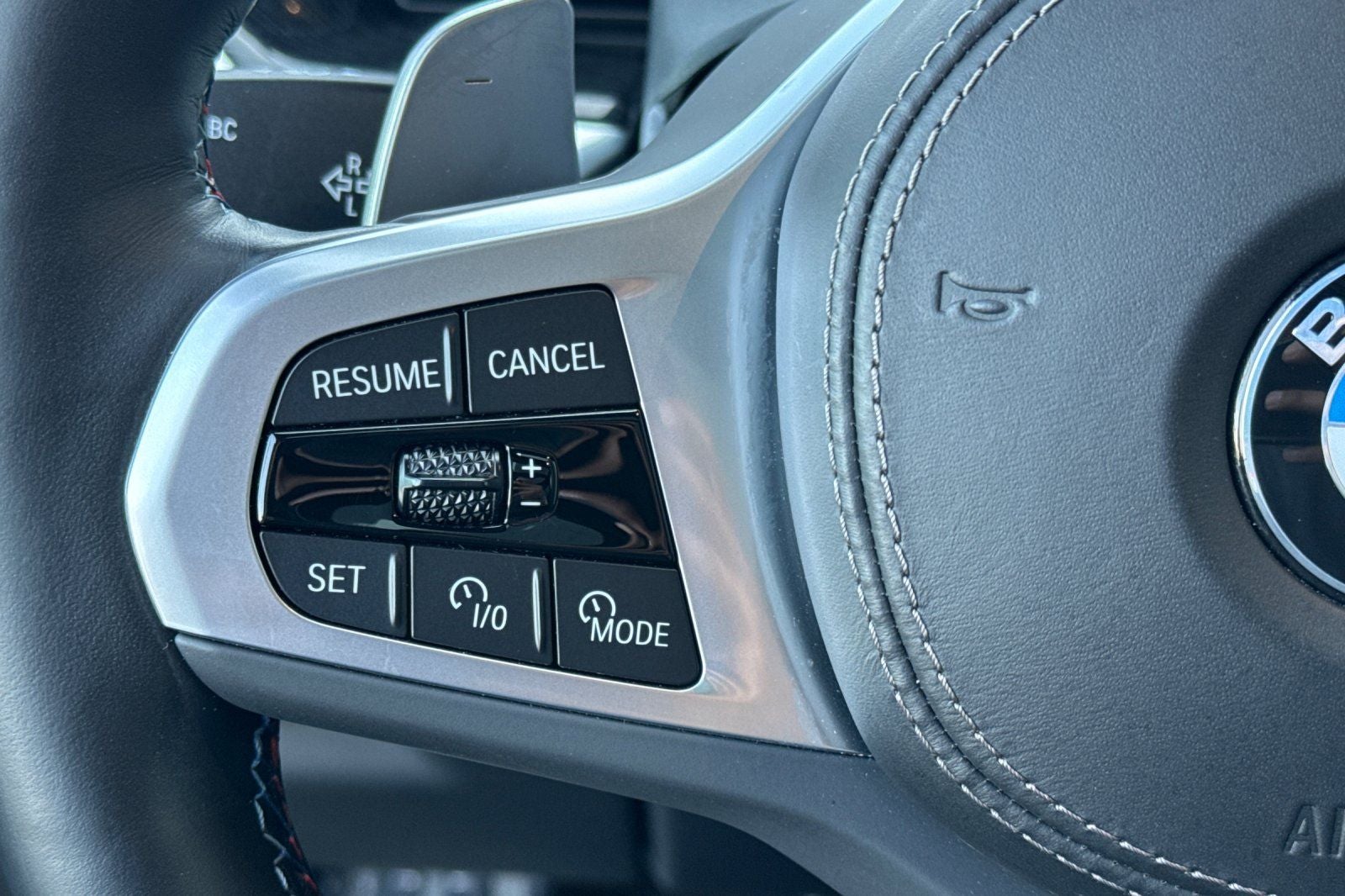 2024 BMW X5 M60i