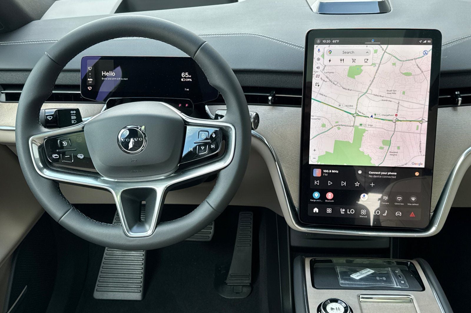 2026 Volvo EX90 Plus