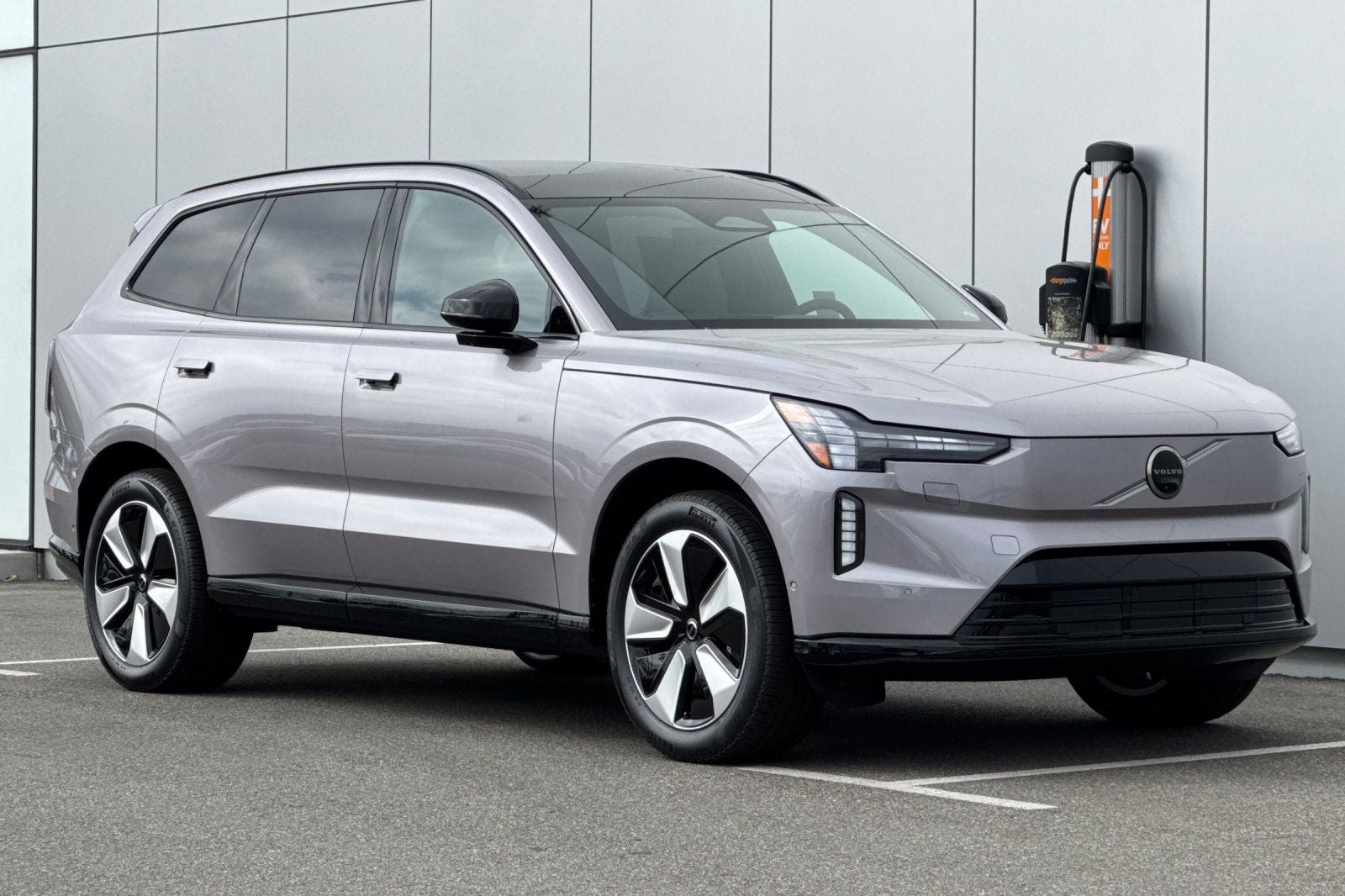 2026 Volvo EX90 Plus