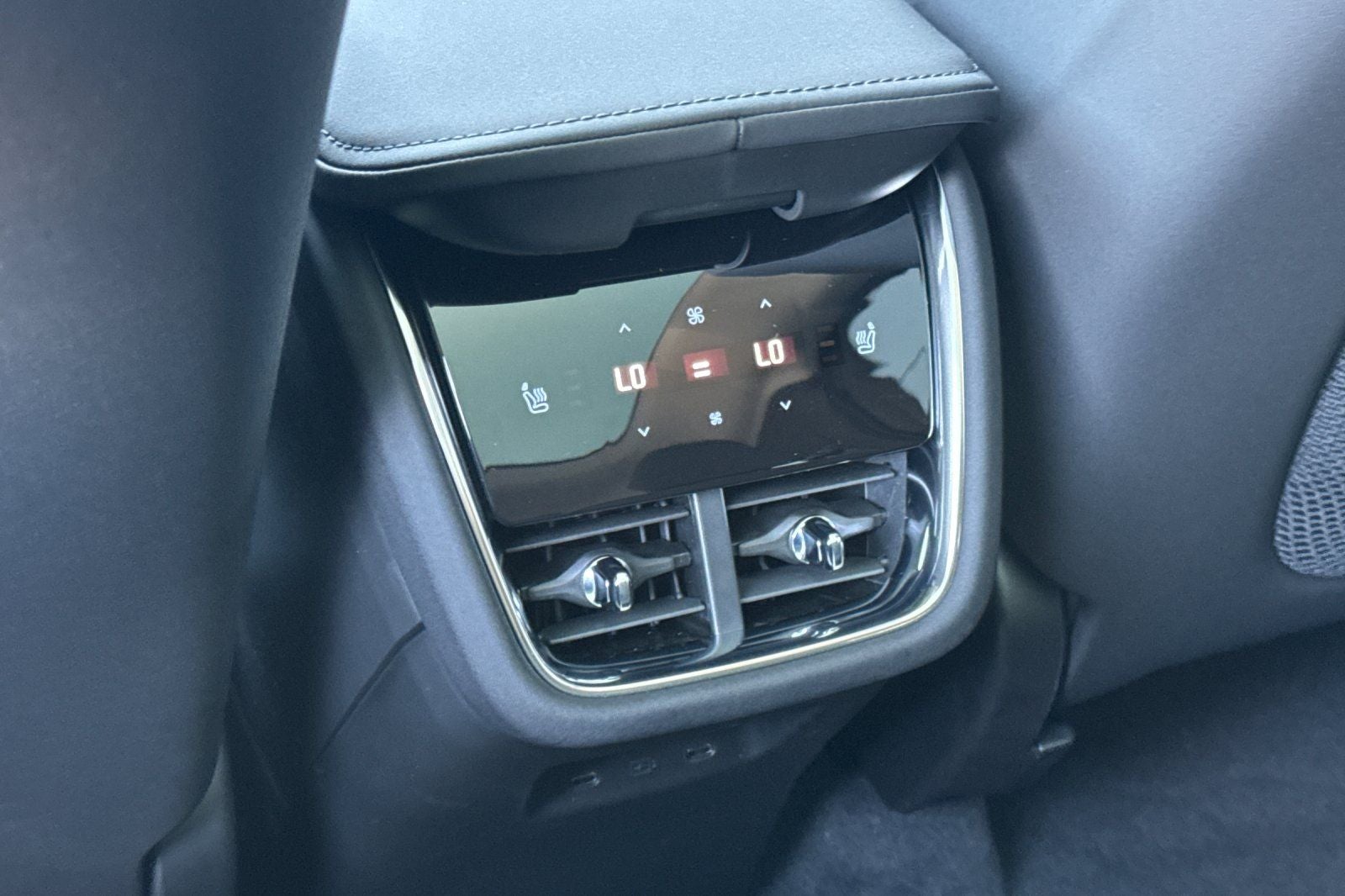 2026 Volvo EX90 Single Motor Plus