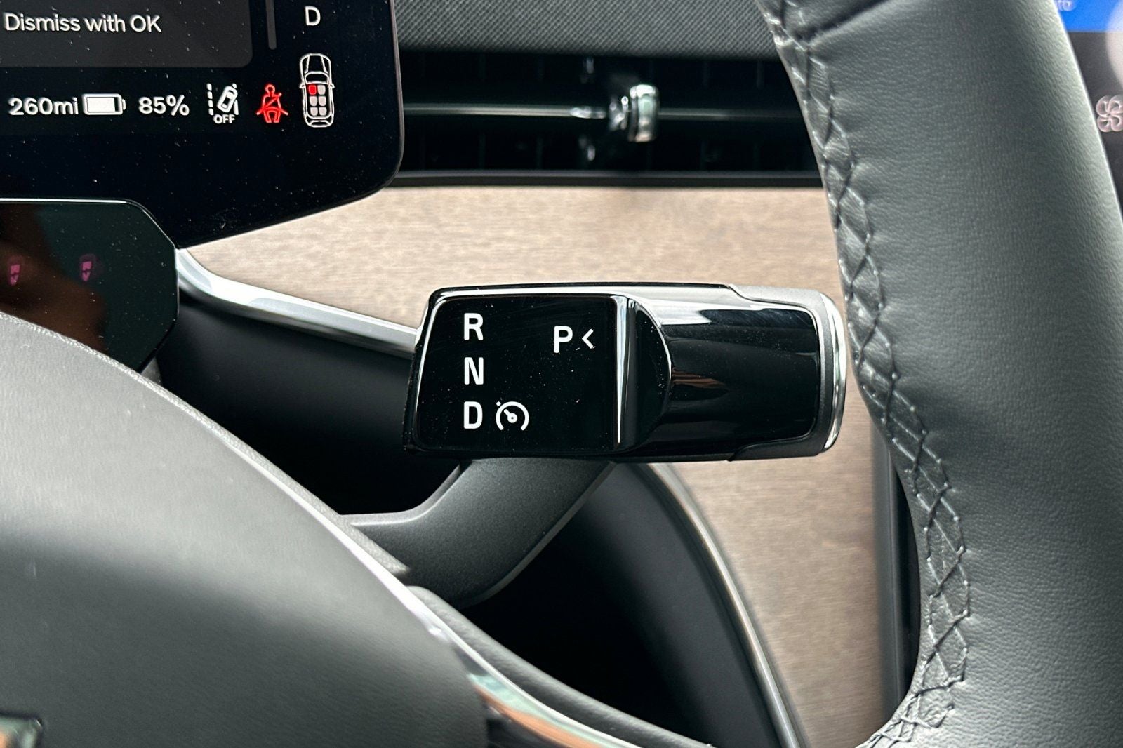 2025 Volvo EX90 Twin Motor Performance Plus 6-Seater