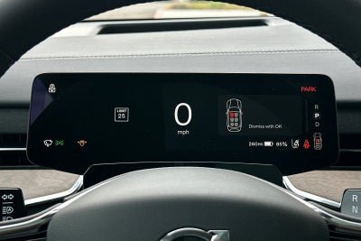 2025 Volvo EX90 Twin Motor Performance Plus 6-Seater