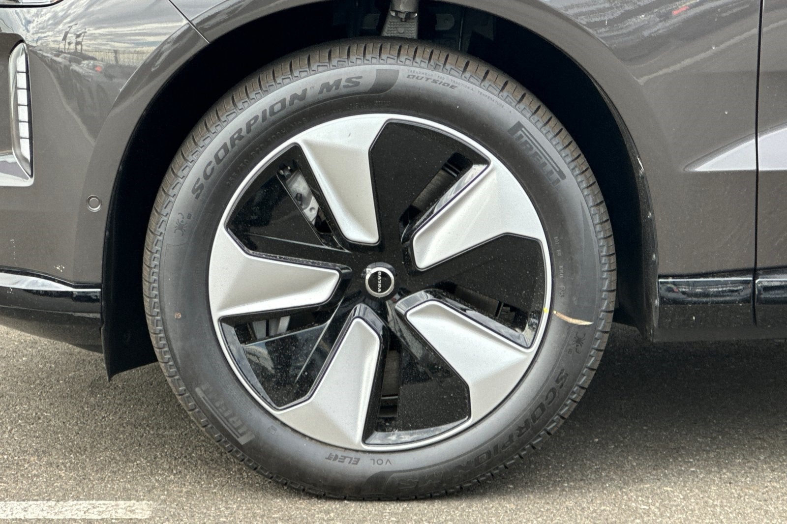 2025 Volvo EX90 Twin Motor Performance Plus 6-Seater