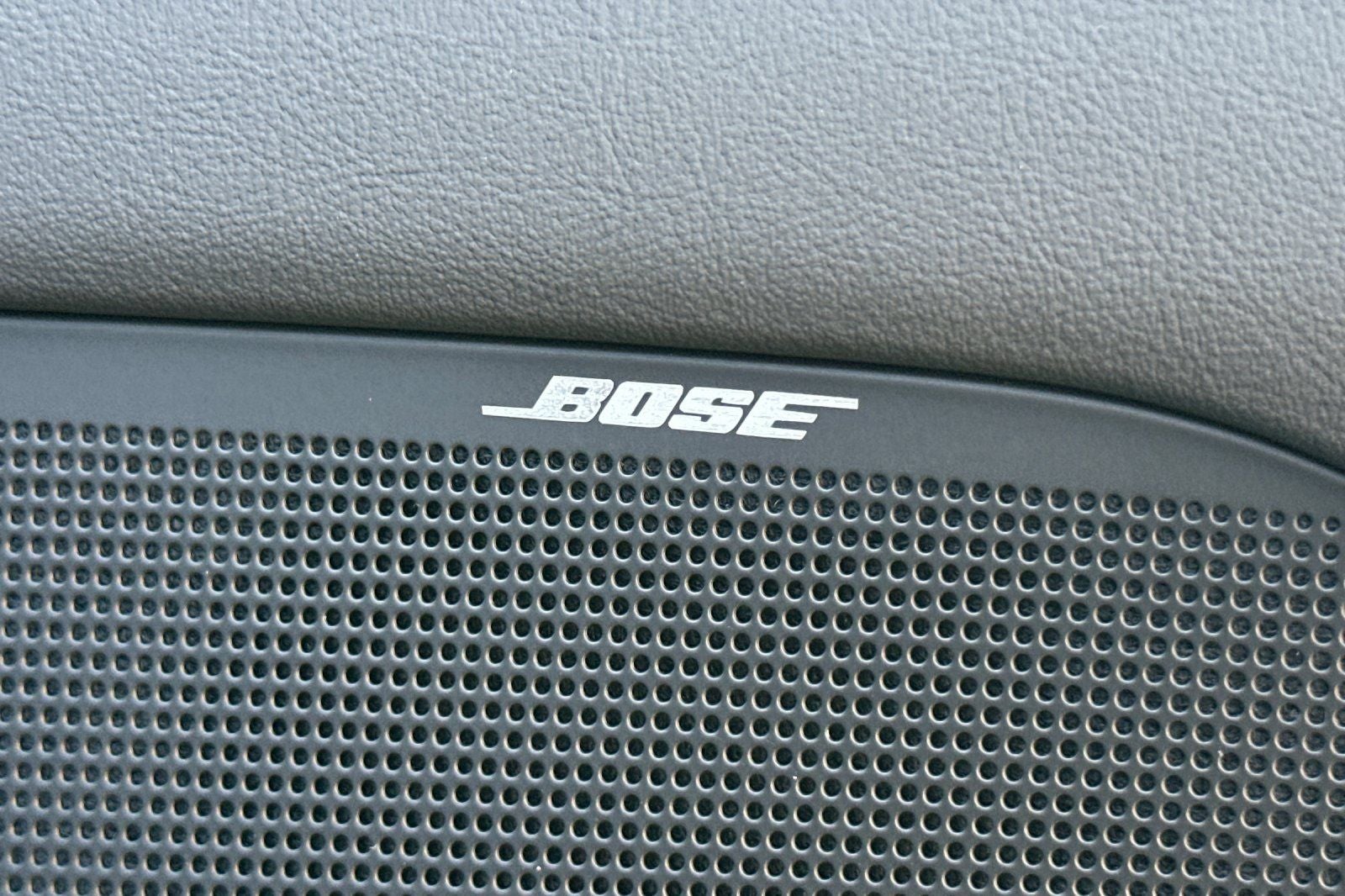 2025 Volvo EX90 Twin Motor Performance Ultra 6-Seater