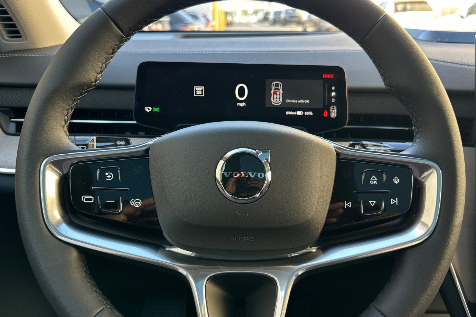 2025 Volvo EX90 Twin Motor Performance Ultra 6-Seater