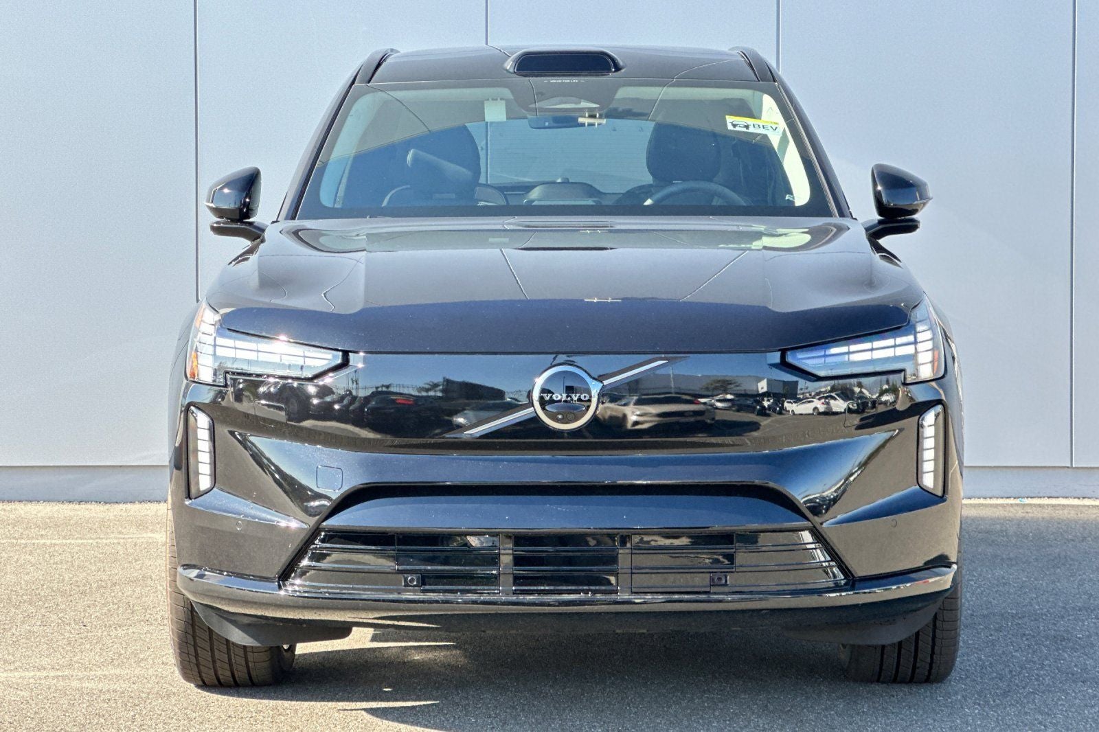 2025 Volvo EX90 Twin Motor Performance Ultra 6-Seater