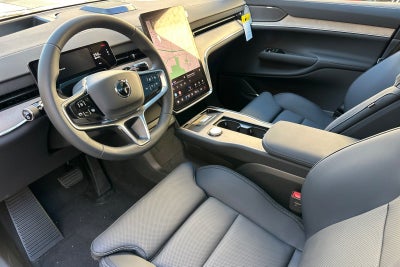 2025 Volvo EX90 Twin Motor Performance Ultra 6-Seater