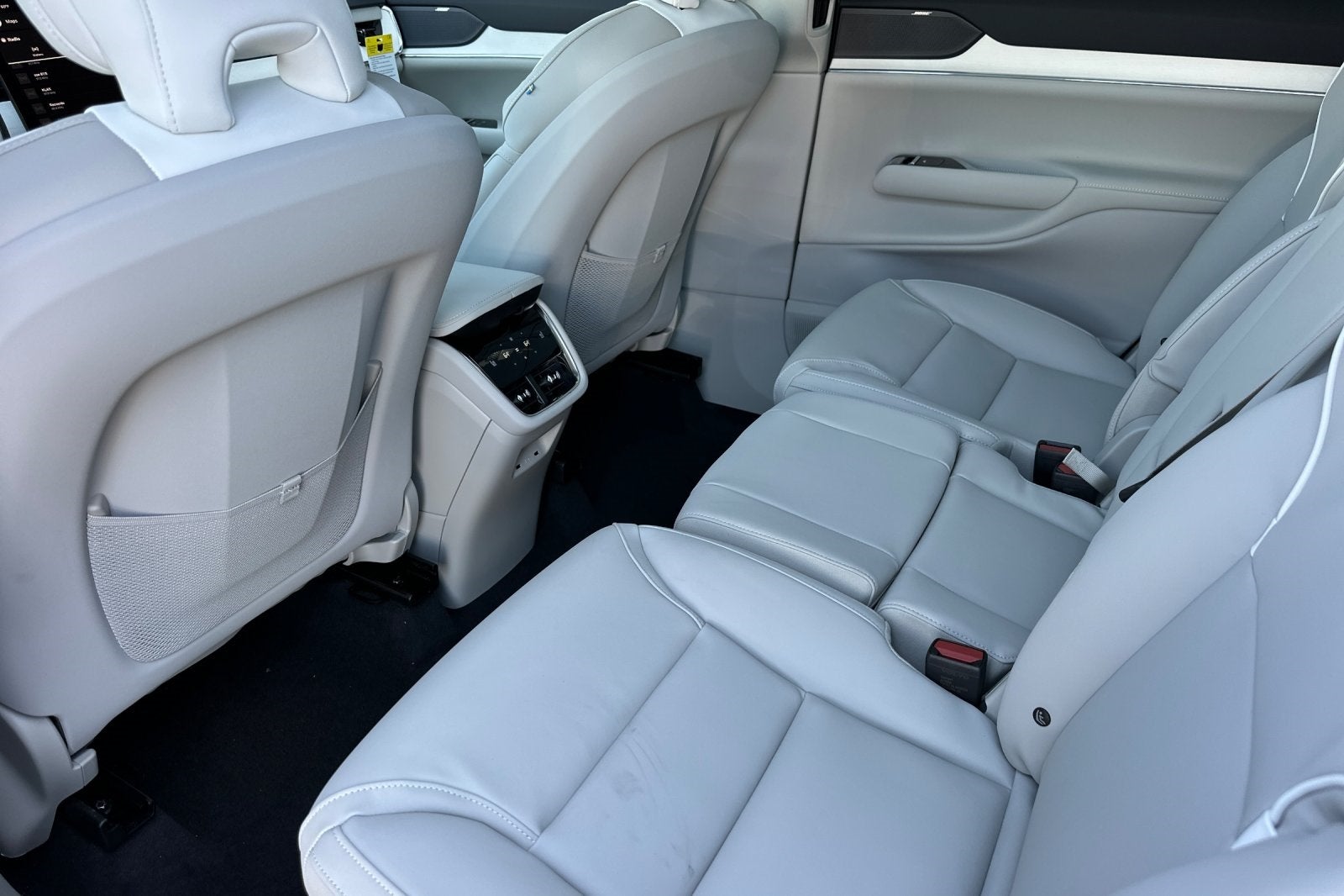 2025 Volvo EX90 Twin Motor Performance Plus 7-Seater