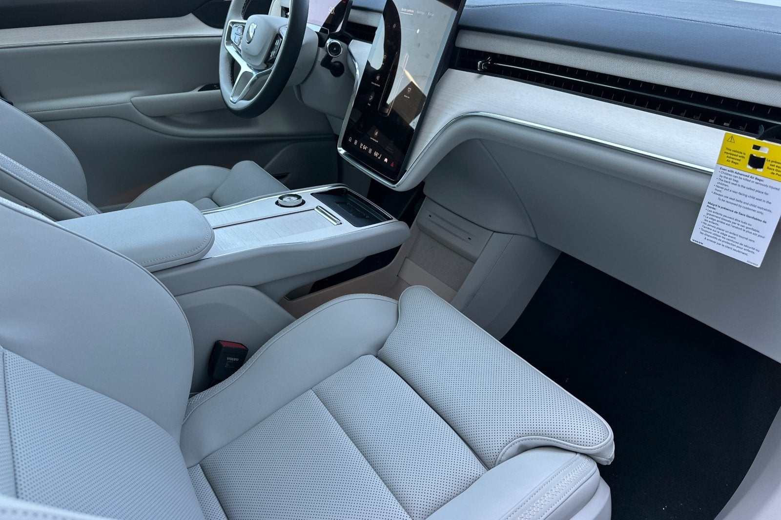 2025 Volvo EX90 Twin Motor Performance Plus 7-Seater