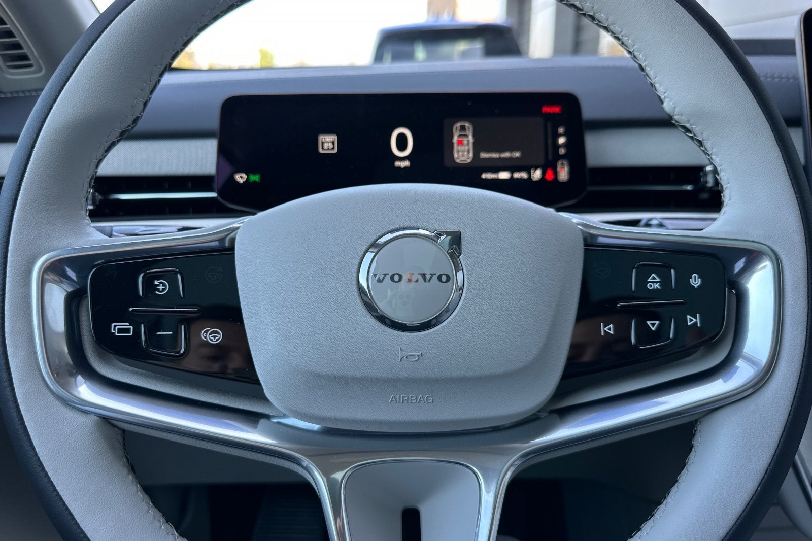 2025 Volvo EX90 Twin Motor Performance Plus 7-Seater