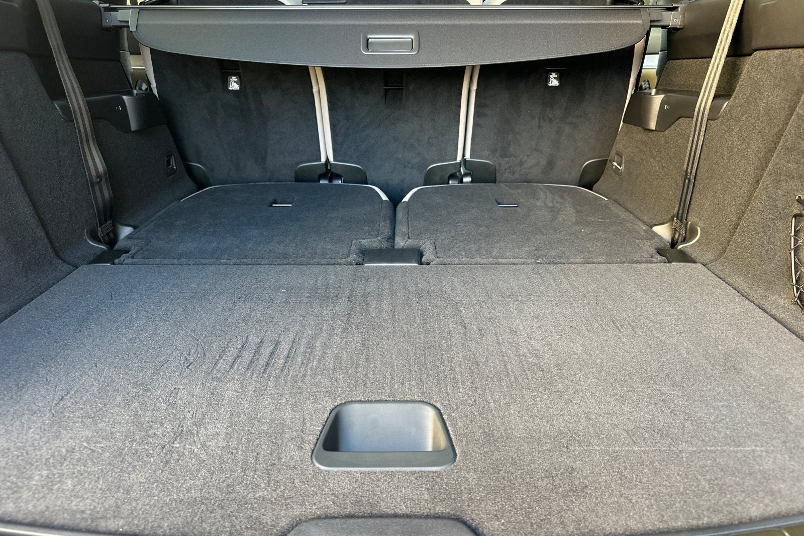 2025 Volvo EX90 Twin Motor Performance Plus 7-Seater