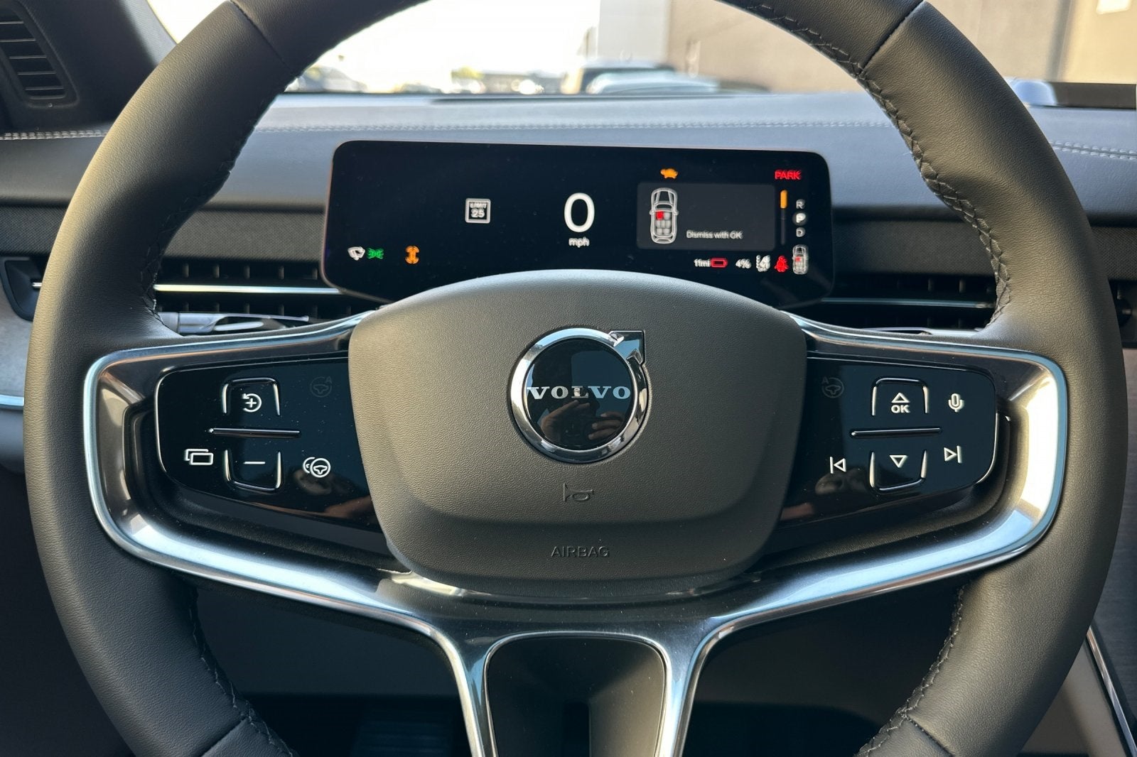 2025 Volvo EX90 Twin Motor Performance Plus 7-Seater