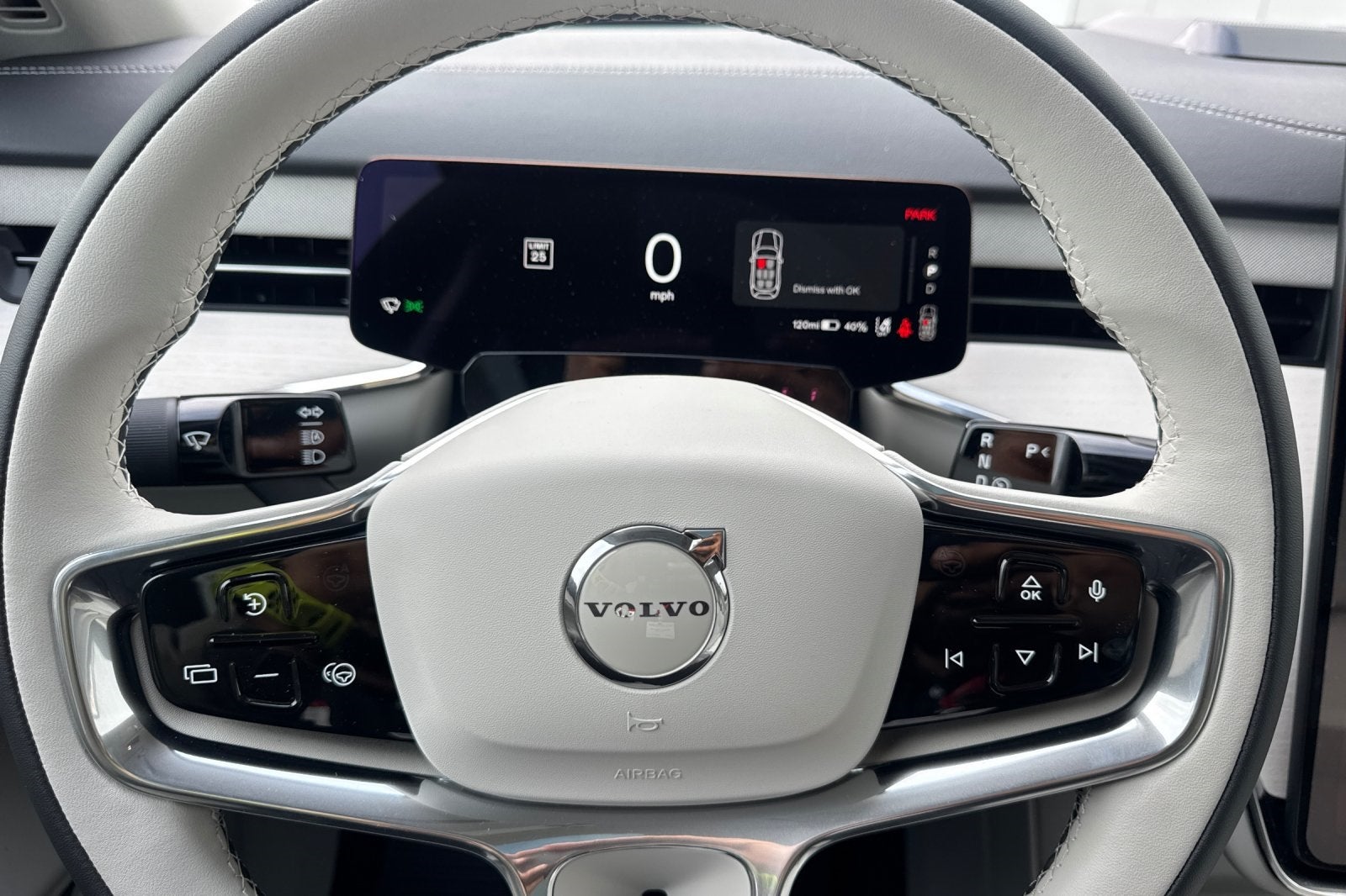 2025 Volvo EX90 Twin Motor Performance Ultra 7-Seater