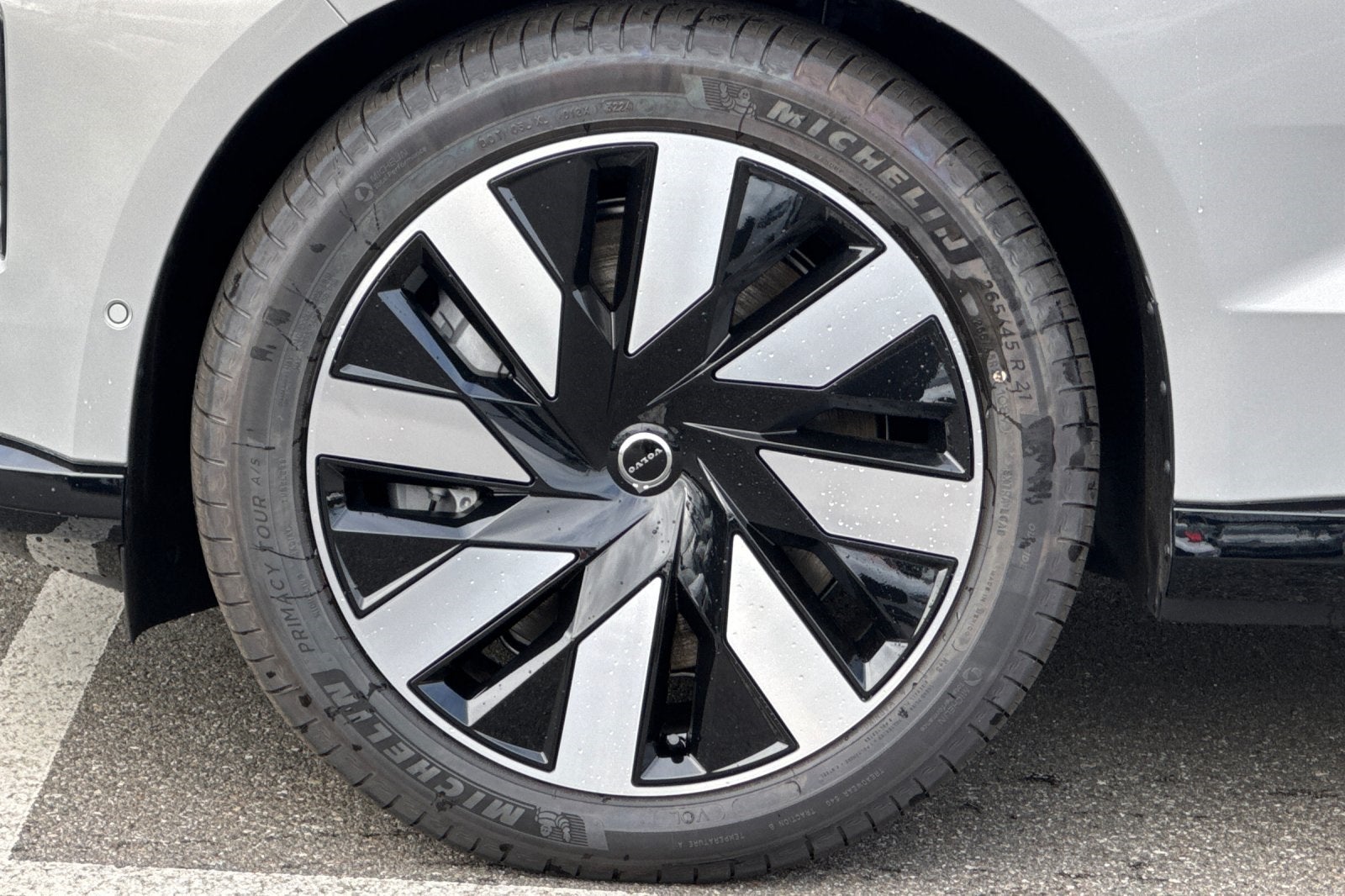 2025 Volvo EX90 Twin Motor Performance Ultra 7-Seater