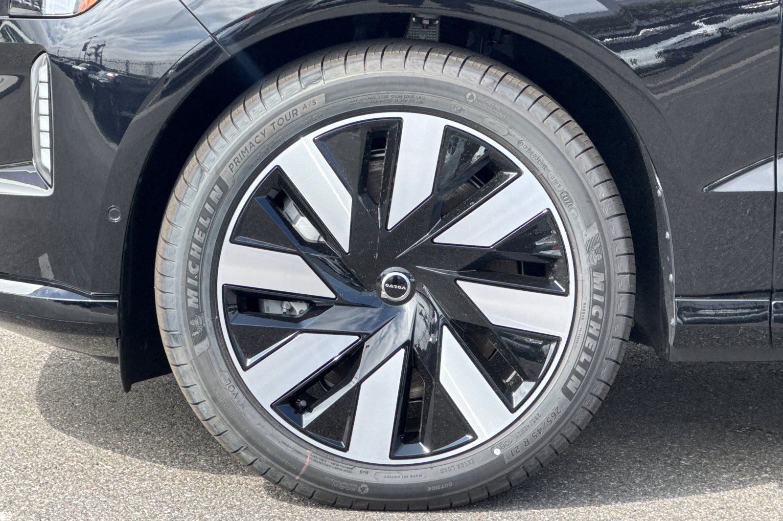 2025 Volvo EX90 Twin Motor Performance Ultra 7-Seater