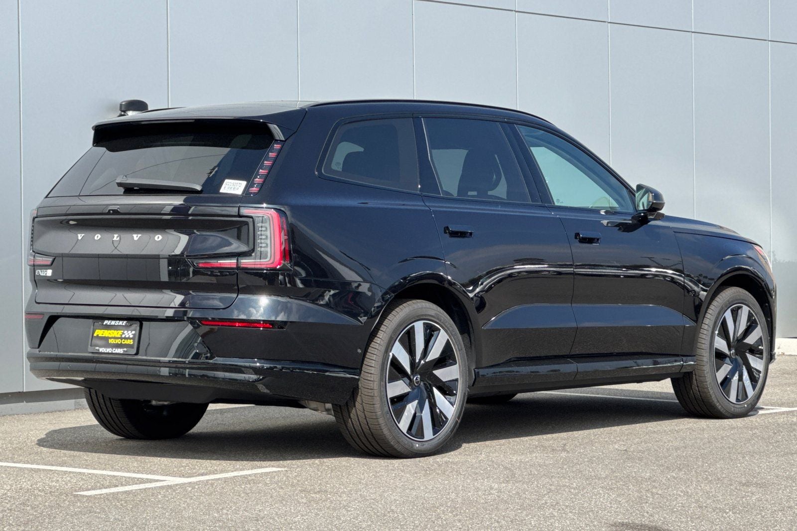 2025 Volvo EX90 Twin Motor Performance Ultra 7-Seater