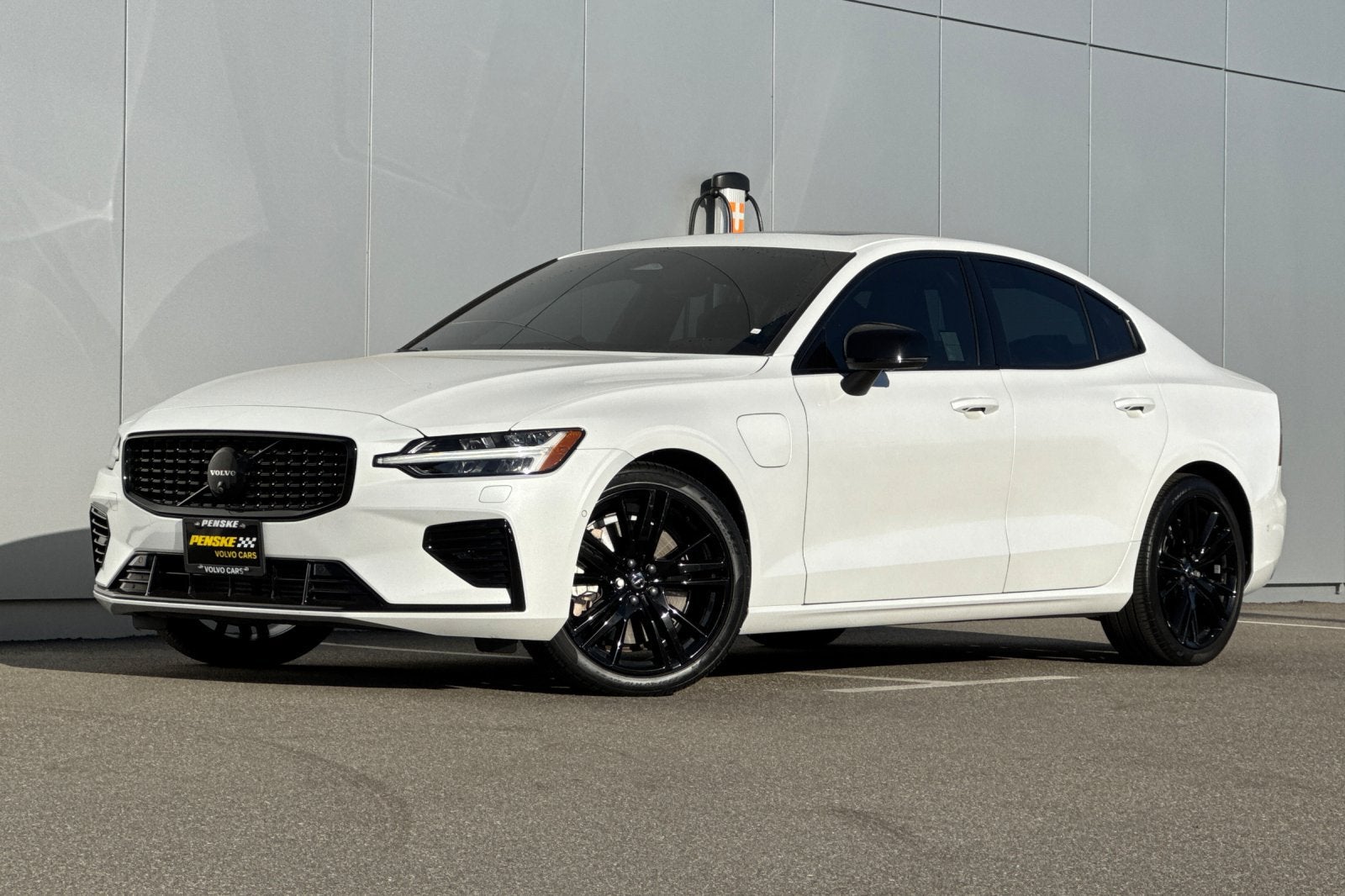 2025 Volvo S60 Ultra