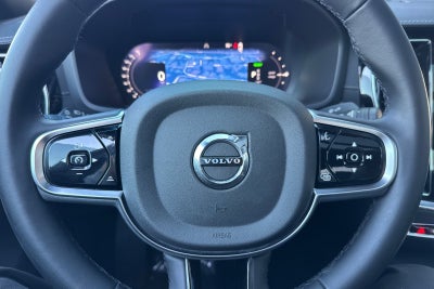 2025 Volvo S60 Plug-In Hybrid T8 Ultra Black Edition