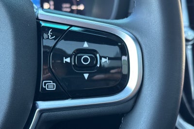 2025 Volvo S60 Plug-In Hybrid T8 Ultra Black Edition