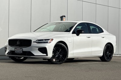 2024 Volvo S60 Recharge Plug-In Hybrid T8 Plus Black Edition