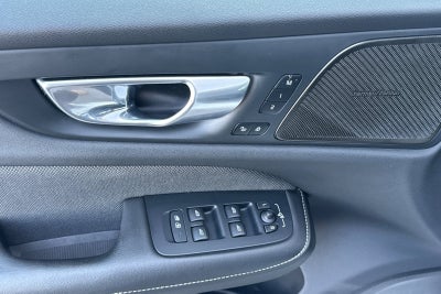 2024 Volvo S60 Recharge Plug-In Hybrid T8 Plus Black Edition