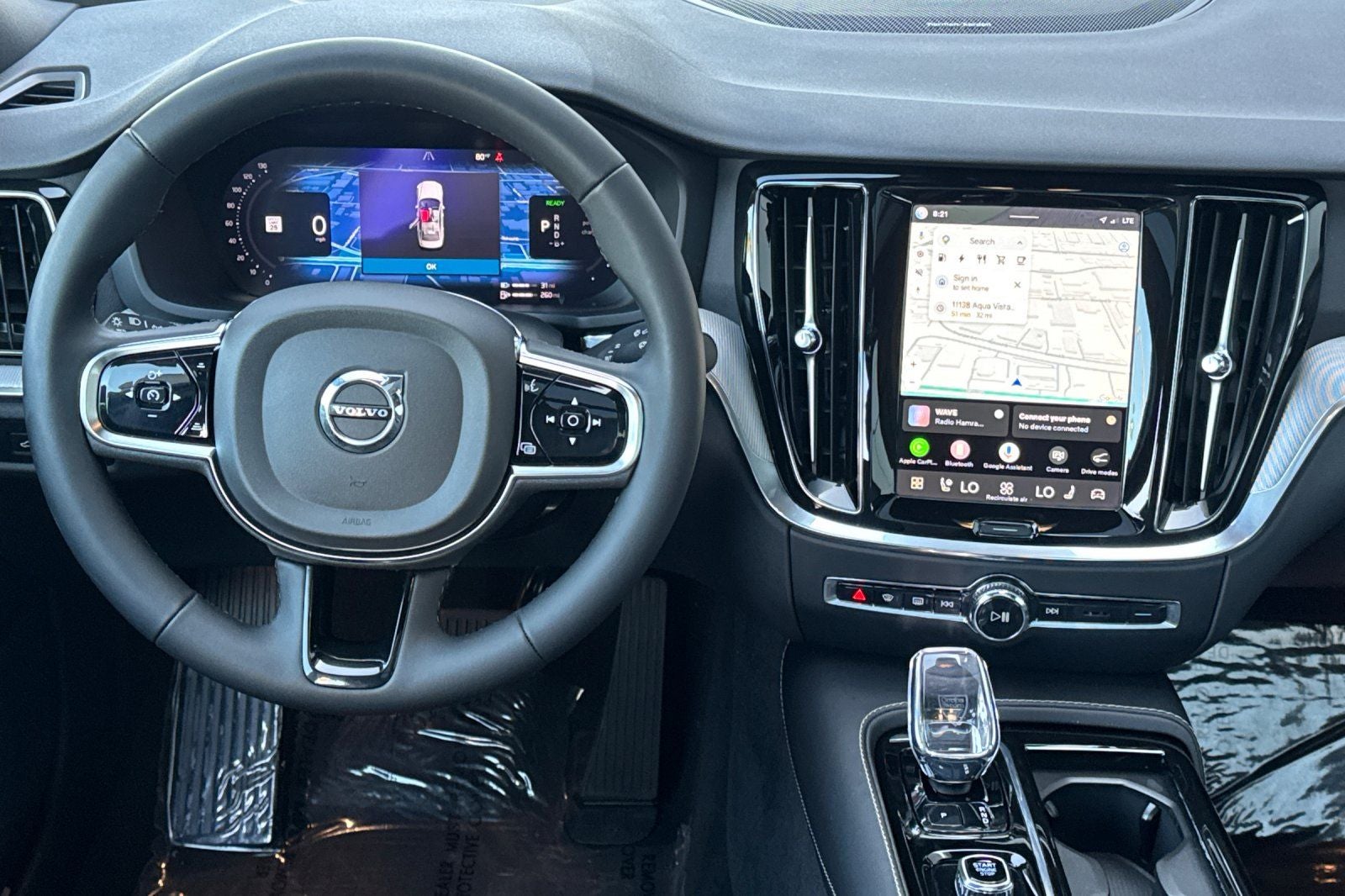 2024 Volvo S60 Recharge Plug-In Hybrid T8 Plus Black Edition