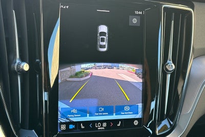 2023 Volvo S60 Recharge Plug-In Hybrid T8 Core Dark Theme