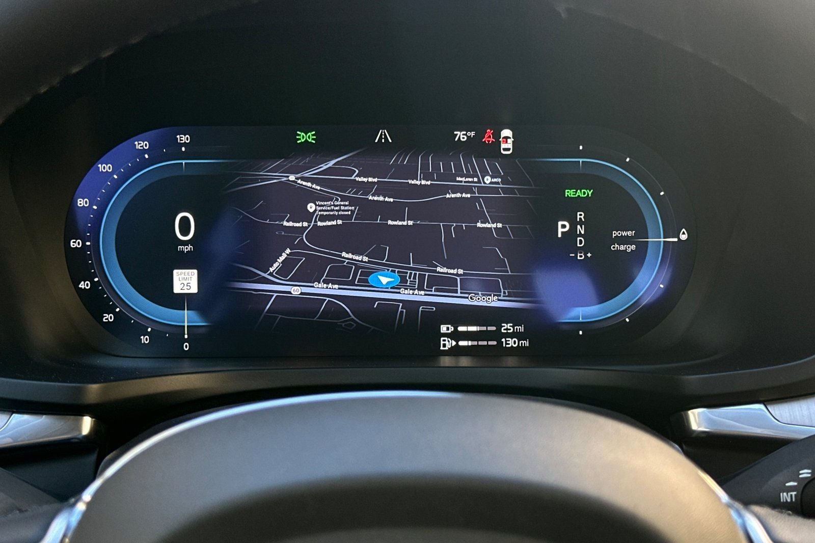2023 Volvo S60 Recharge Plug-In Hybrid T8 Core Dark Theme