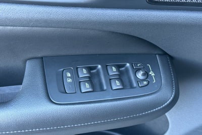 2024 Volvo S60 Recharge Plug-In Hybrid T8 Plus Dark Theme
