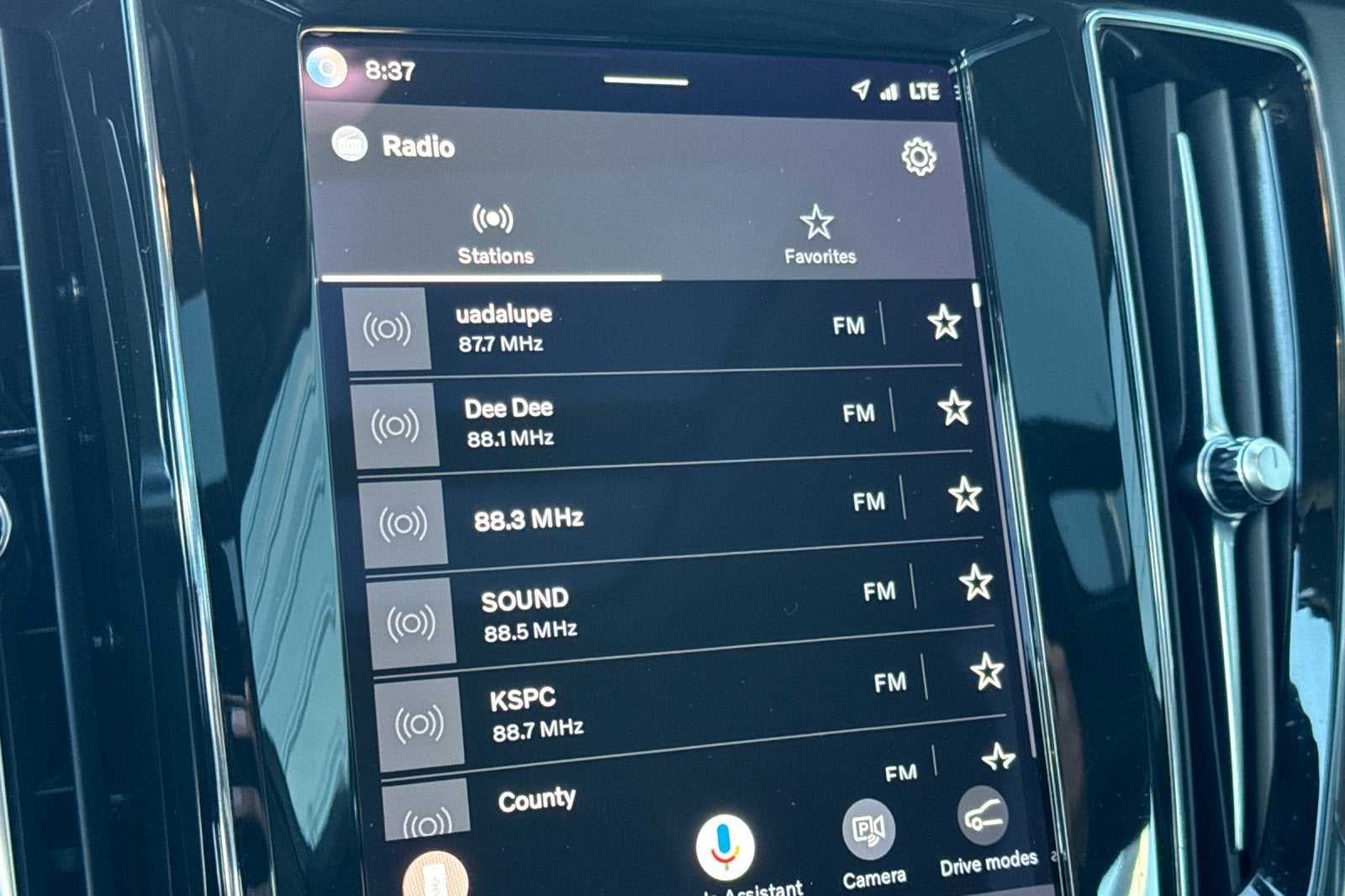 2024 Volvo S60 Recharge Plug-In Hybrid T8 Plus Dark Theme