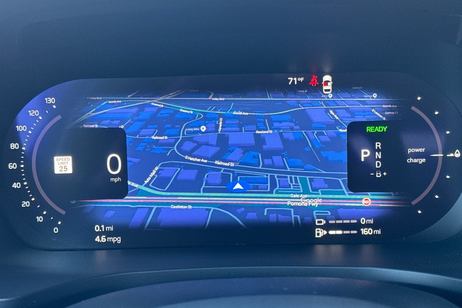 2023 Volvo S60 Recharge Plug-In Hybrid T8 Plus Dark Theme