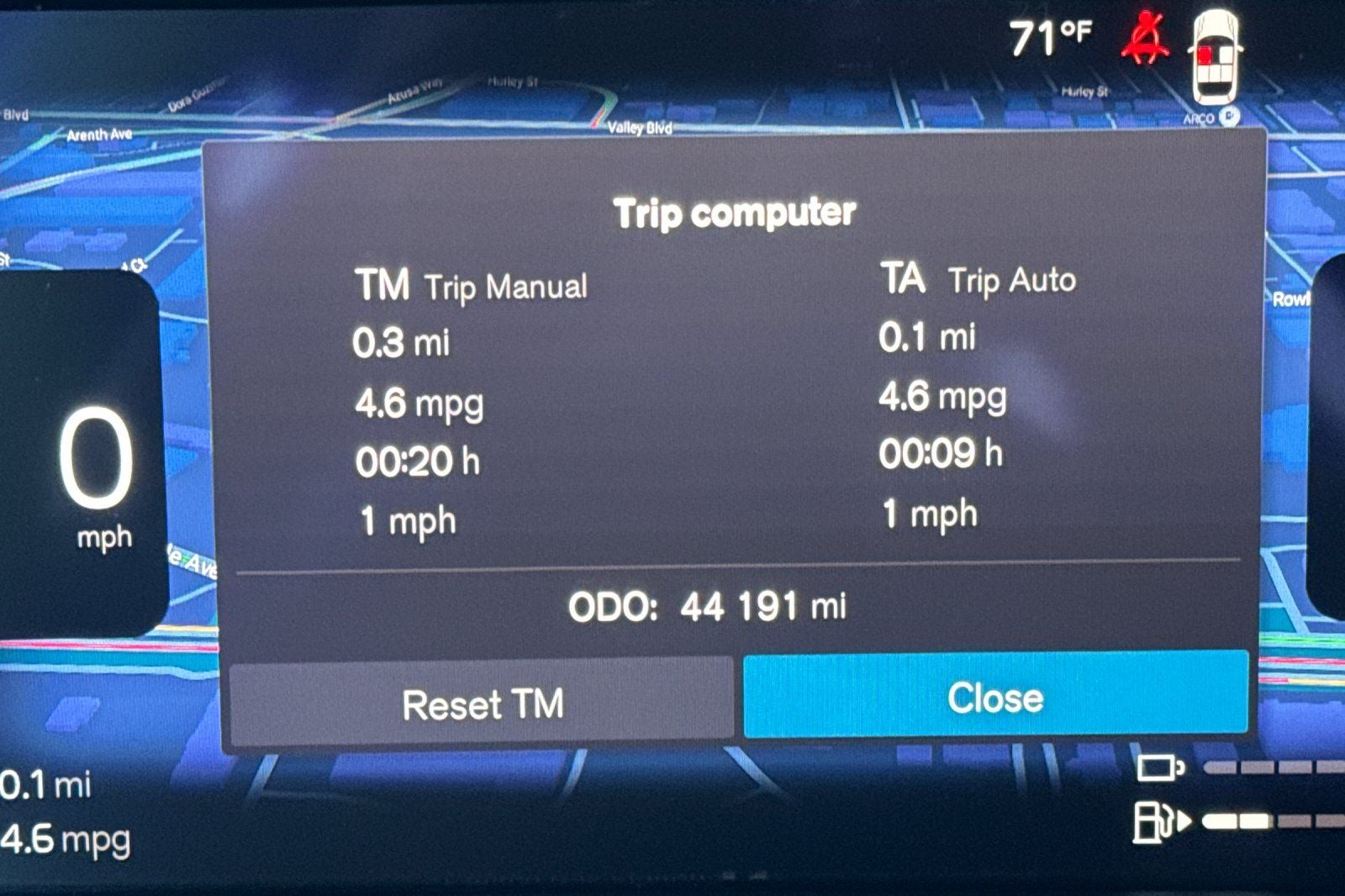 2023 Volvo S60 Recharge Plug-In Hybrid T8 Plus Dark Theme