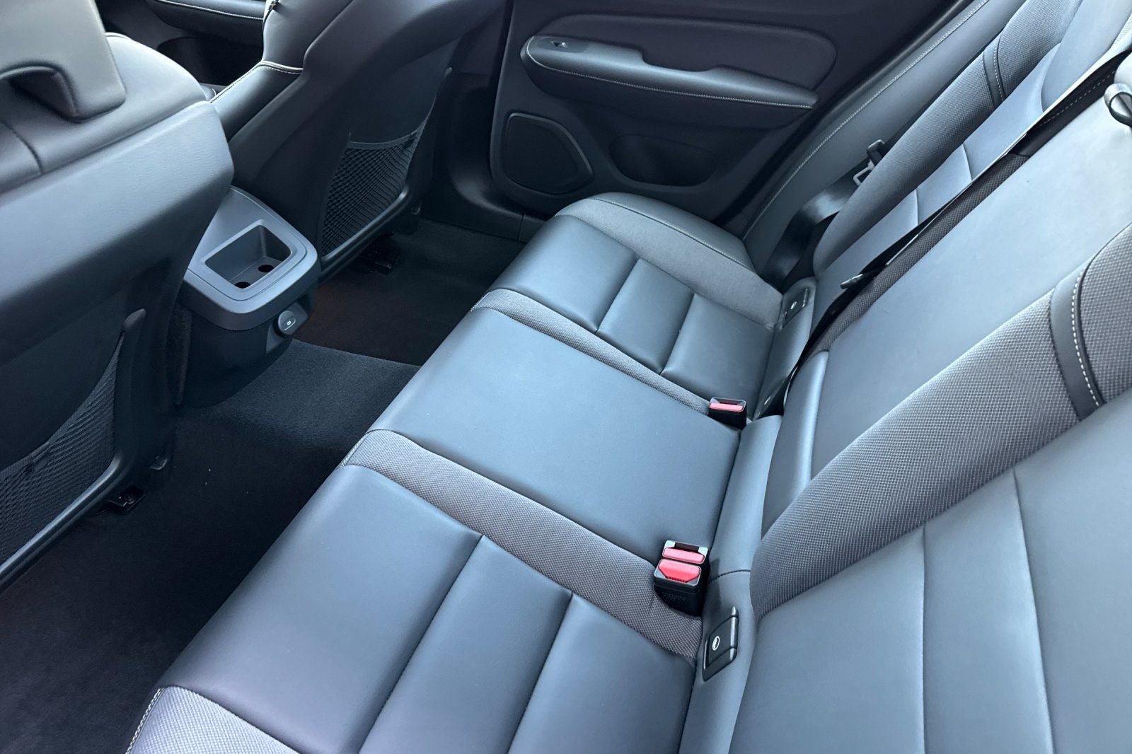 2024 Volvo S60 B5 Plus Black Edition