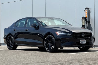 2024 Volvo S60 B5 Plus Black Edition