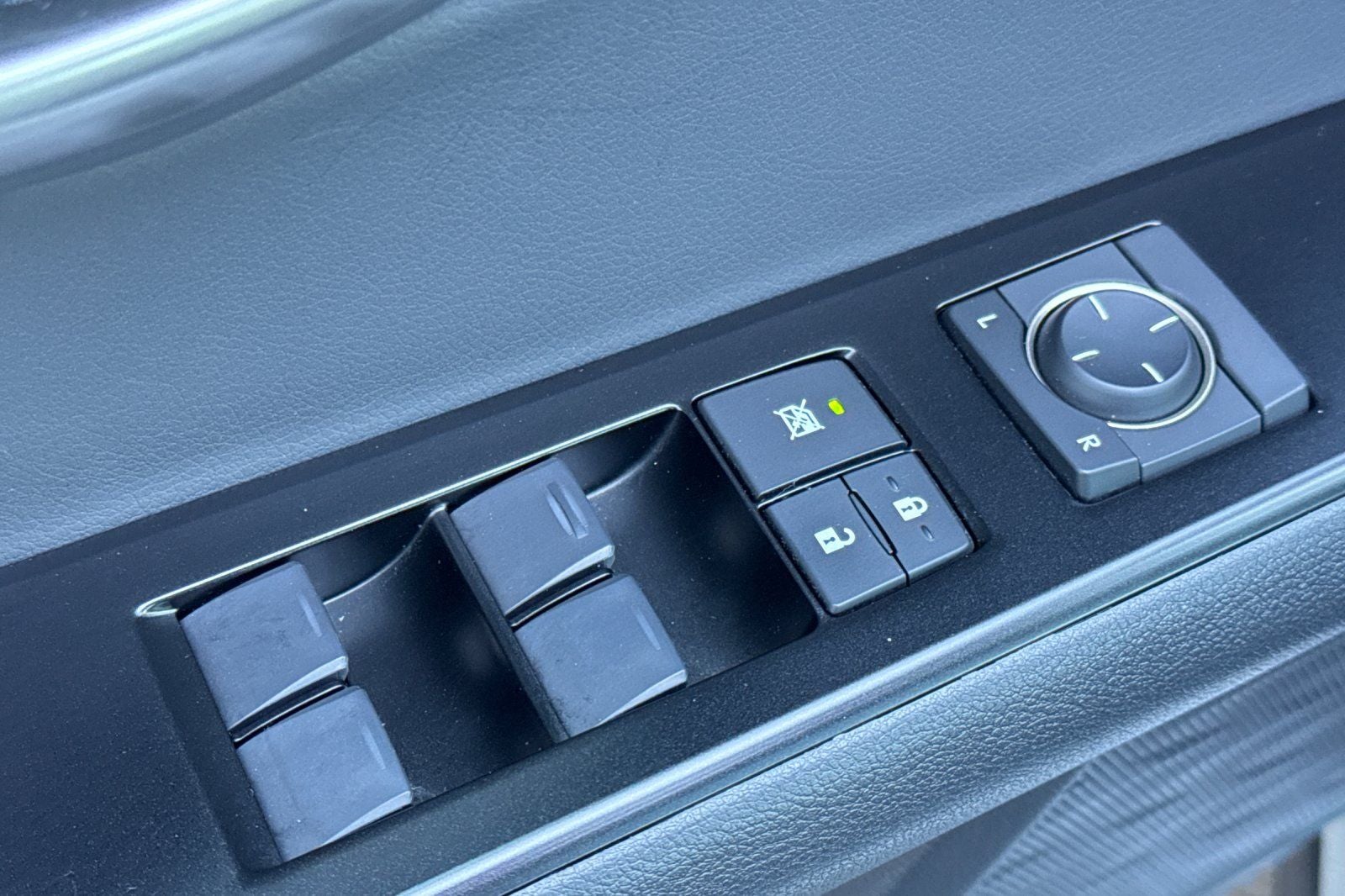 2024 Lexus UX 250h Base