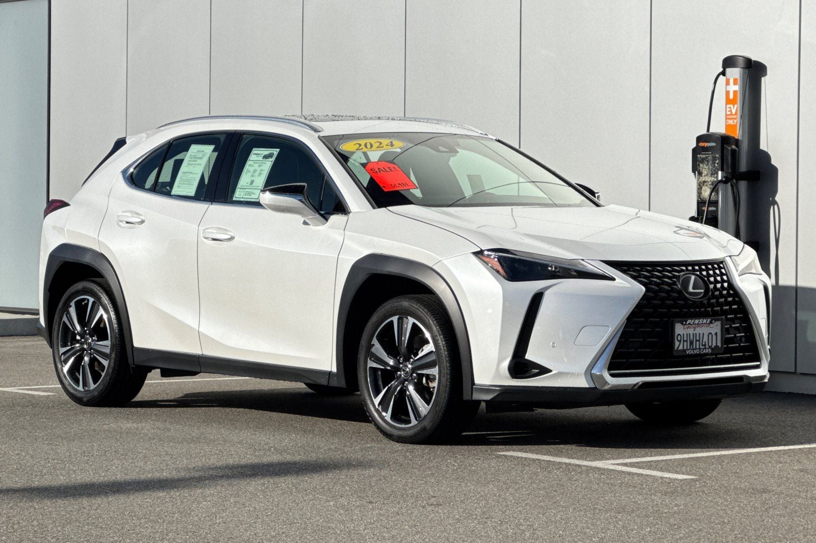 2024 Lexus UX 250h Base