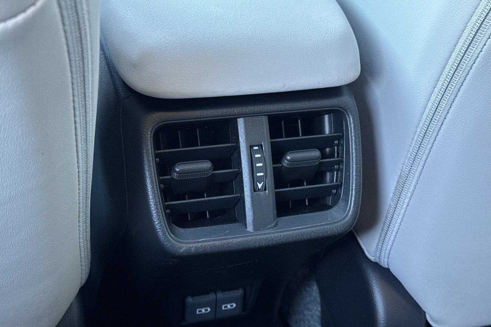 2025 Lexus UX 300h