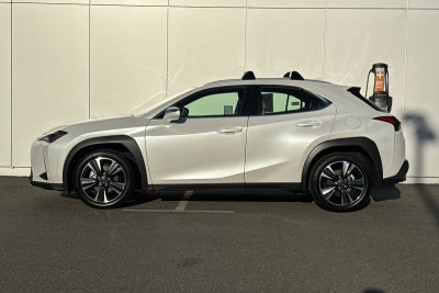 2025 Lexus UX 300h