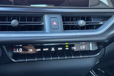 2025 Lexus UX 300h