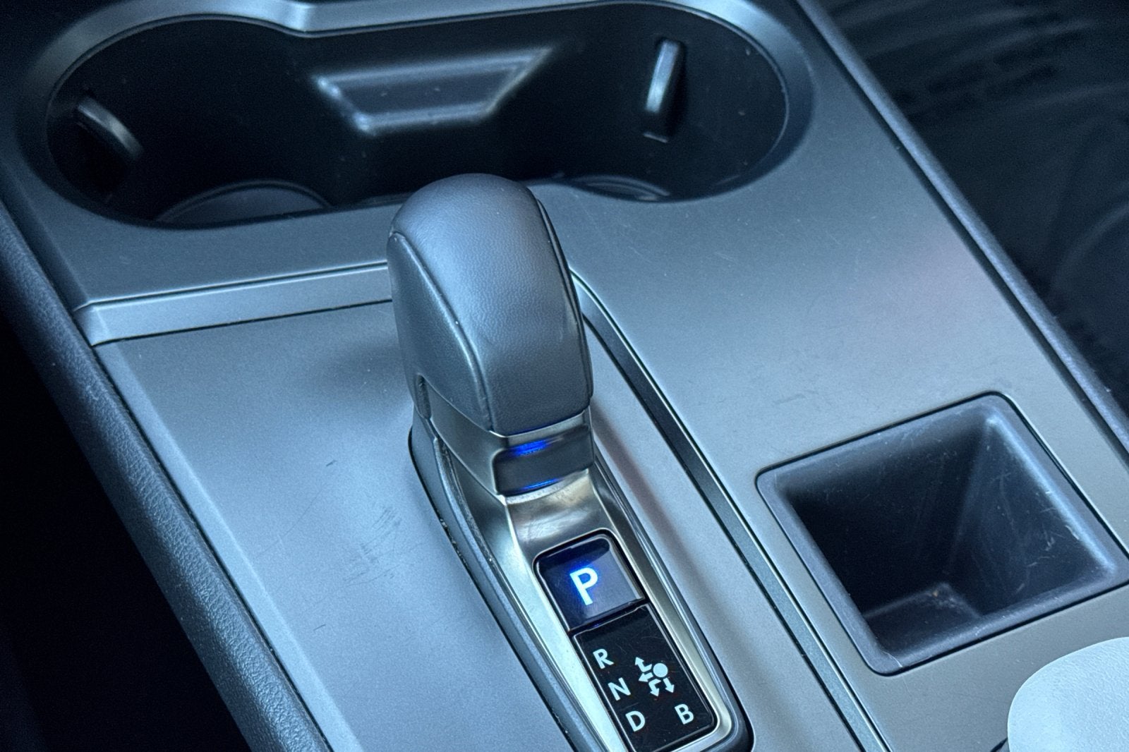 2025 Lexus UX 300h