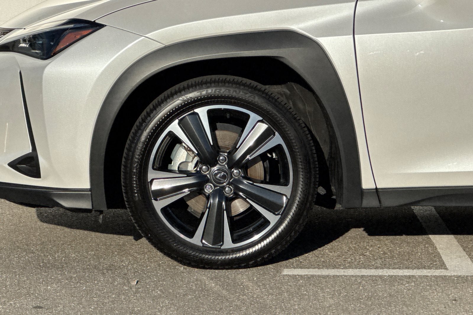 2025 Lexus UX 300h