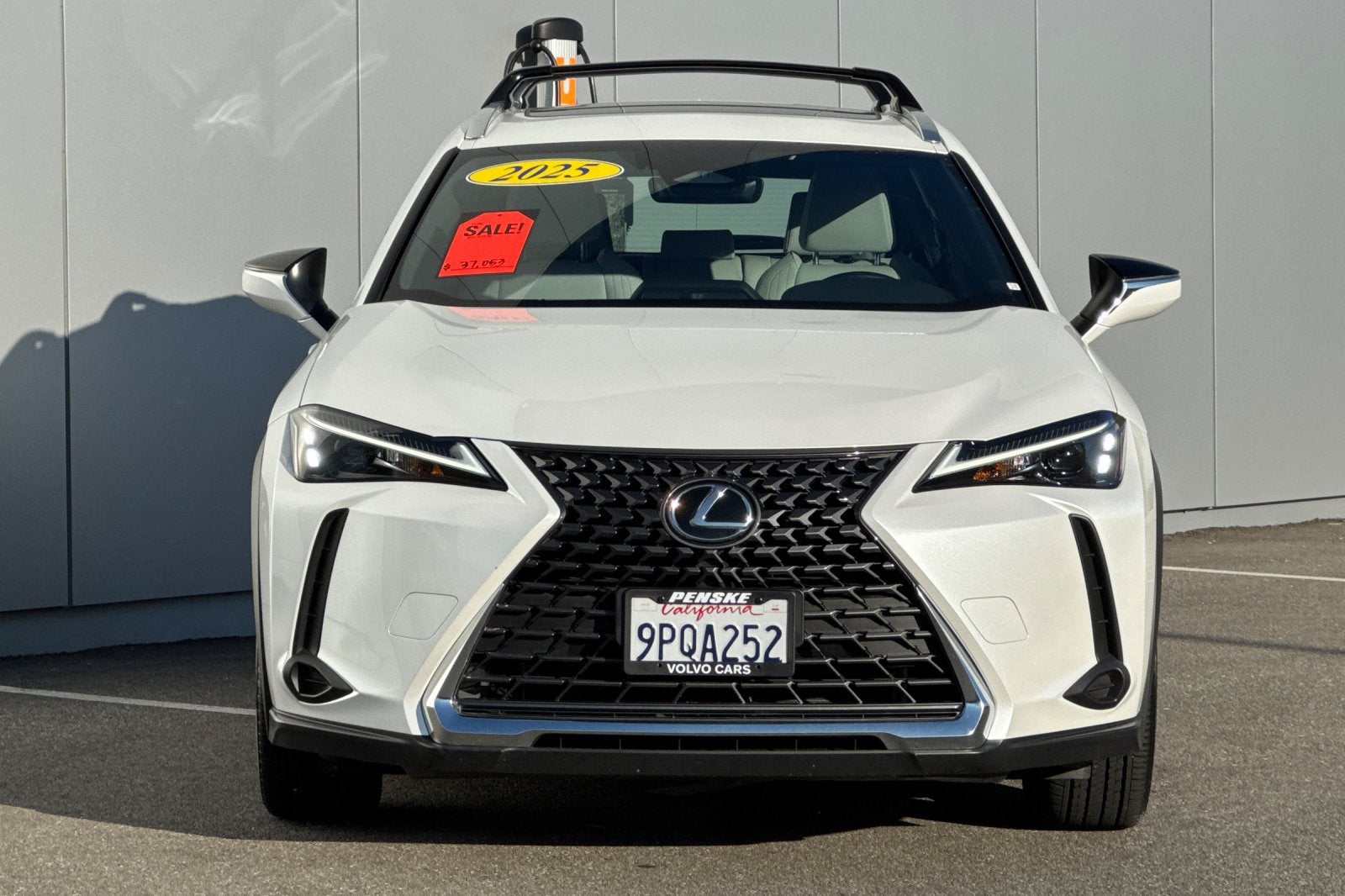 2025 Lexus UX 300h