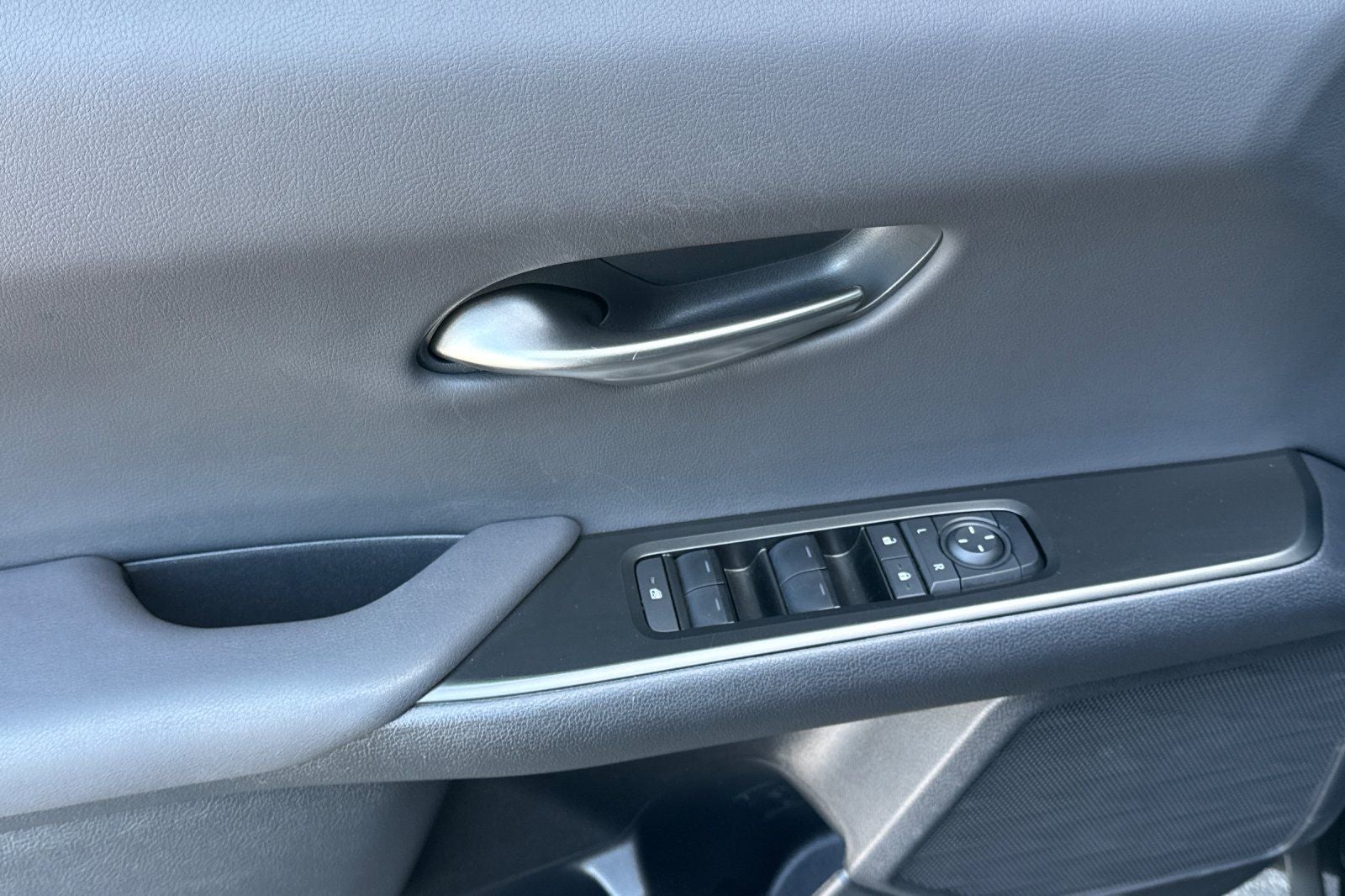 2025 Lexus UX 300h