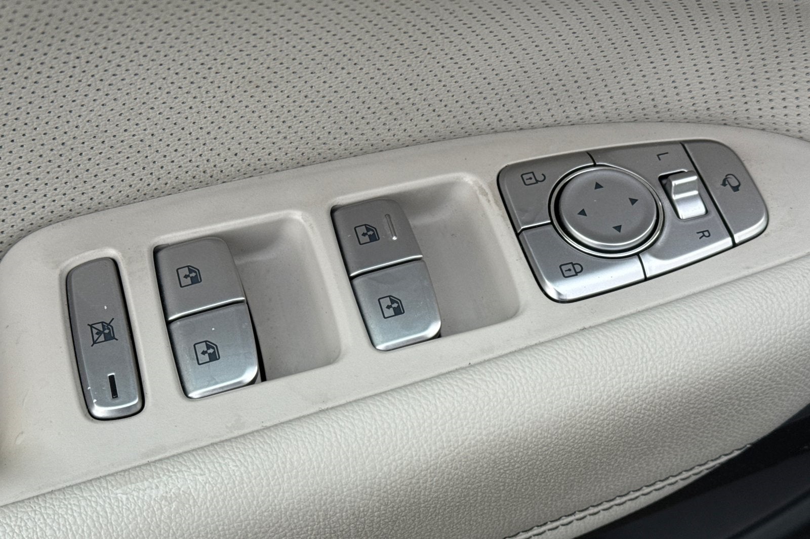 2019 Genesis G70 2.0T Advanced Elite