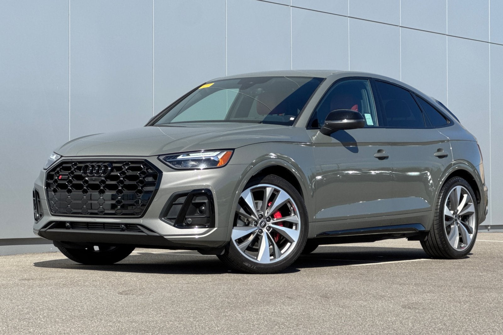 2023 Audi SQ5 Sportback Premium Plus