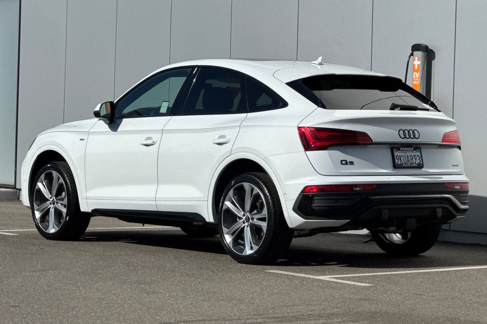 2023 Audi Q5 Sportback 45 S line Prestige quattro