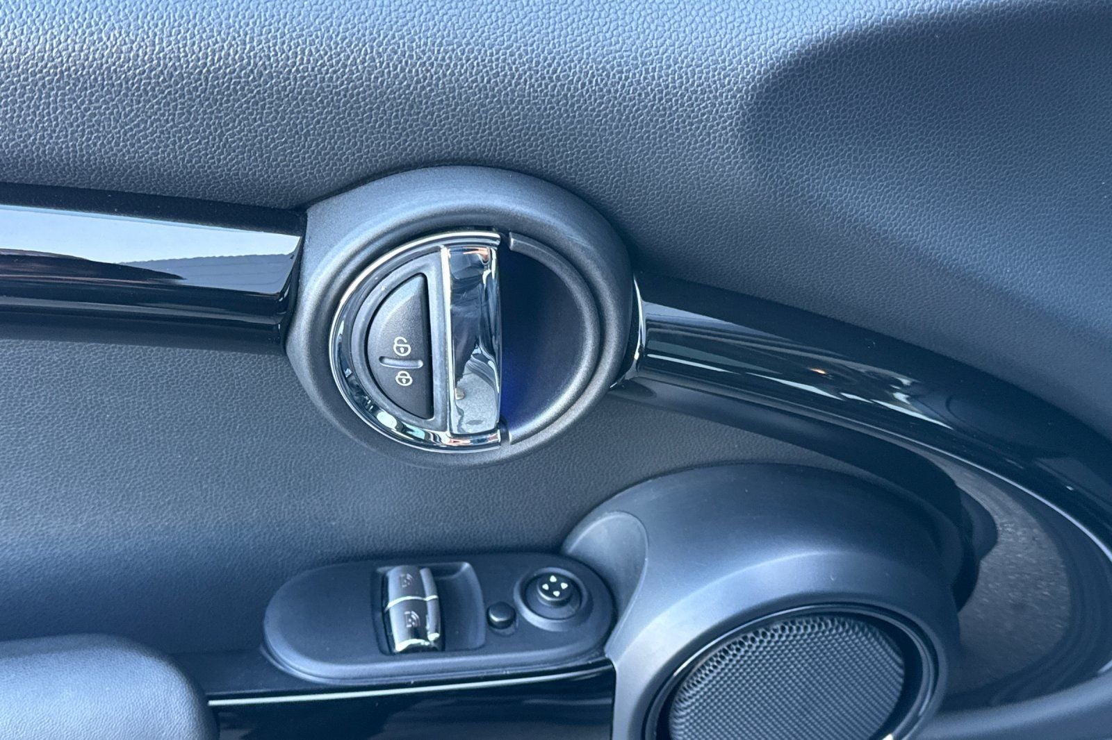 2019 MINI Cooper Cooper
