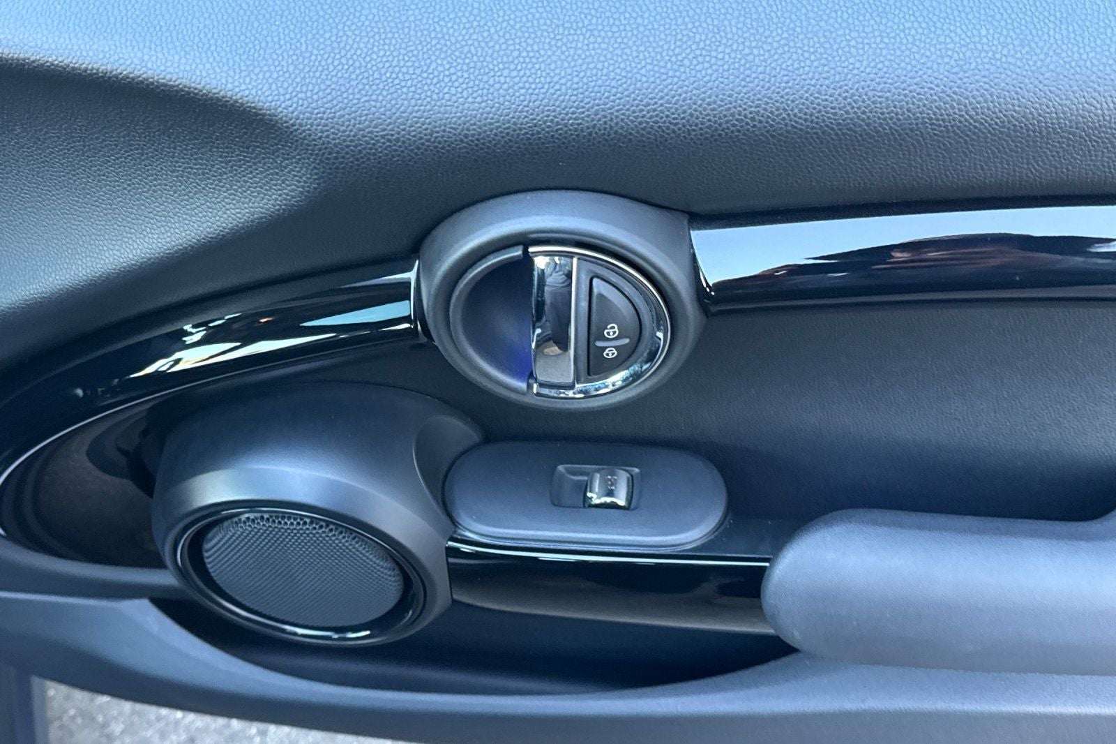 2019 MINI Cooper Cooper